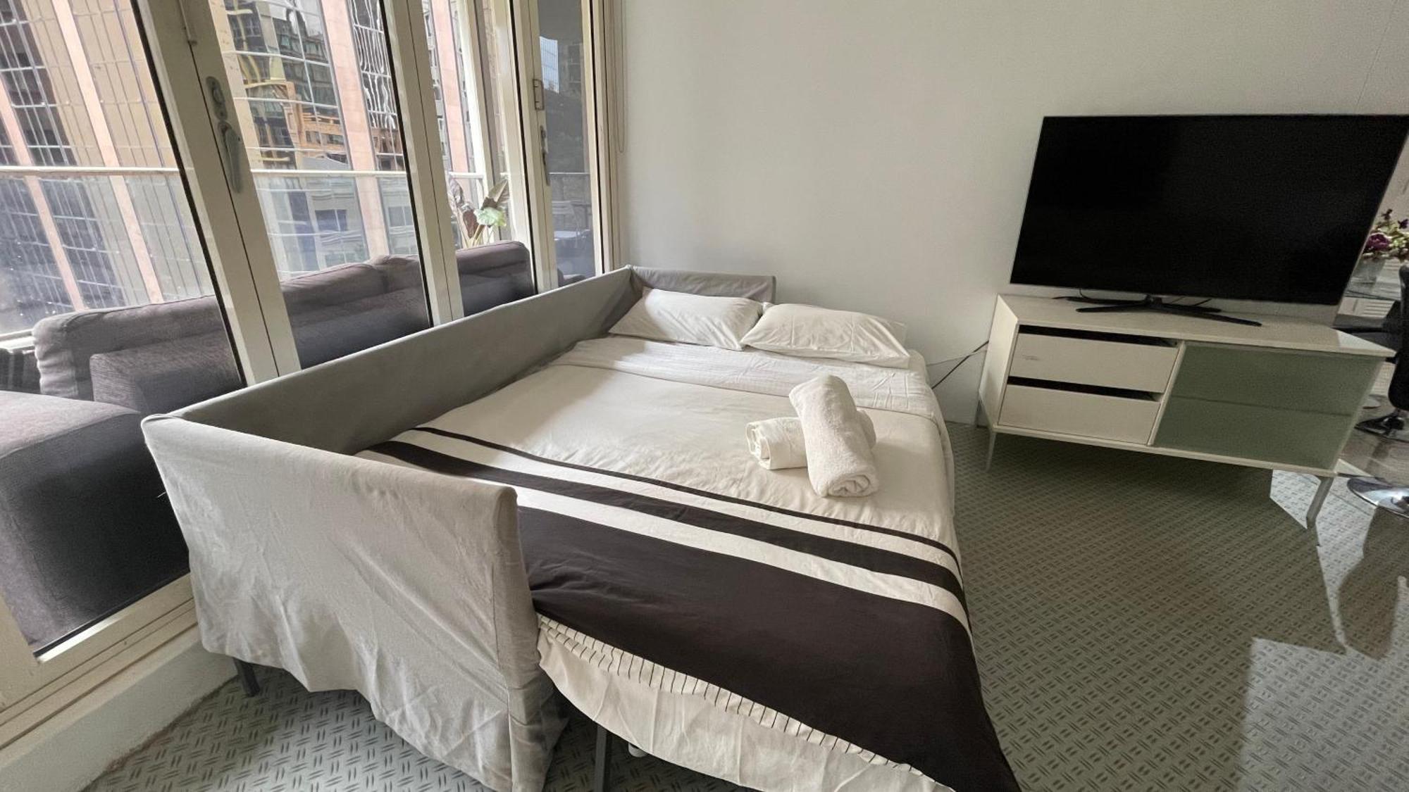 Apartment Ausmine Cbd 2bedroom Sydney